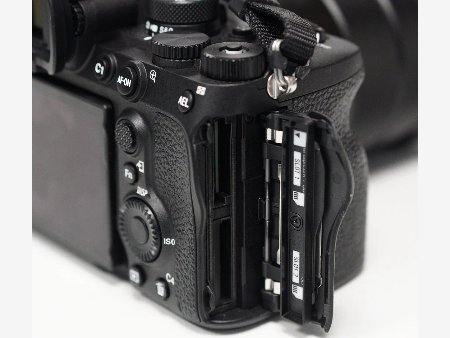 Sony Alpha 7 IV ดำ รายละเอียดตัวเครื่อง