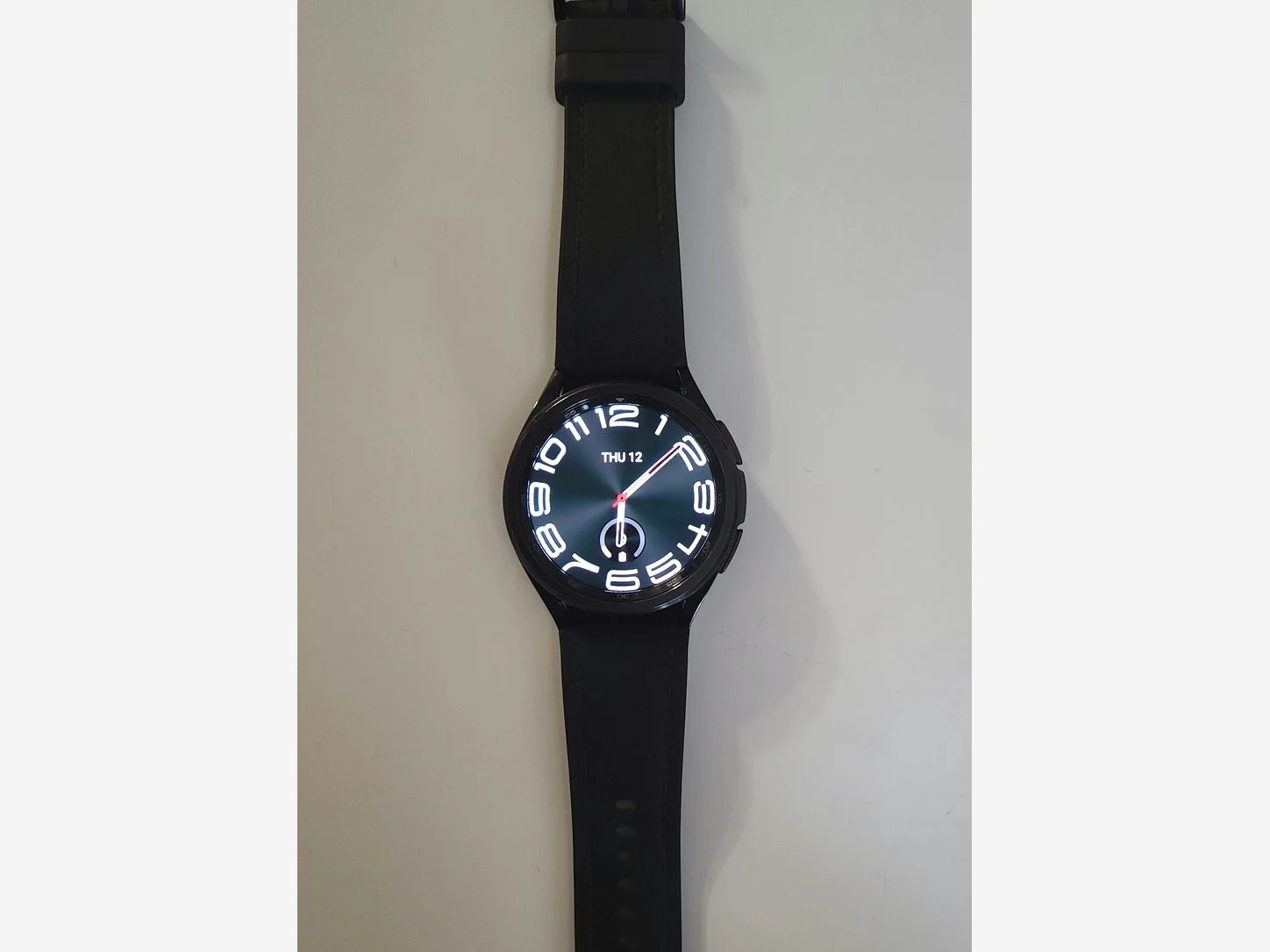 Samsung Galaxy Watch6 Classic ดำ มุมด้านหน้า
